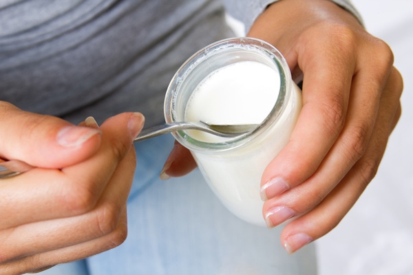 Sữa chua có thể điều trị nhiễm trùng nấm men âm đạo không? 1